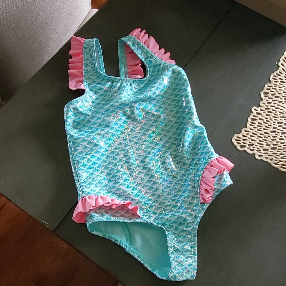 Girls 3T swimsuit